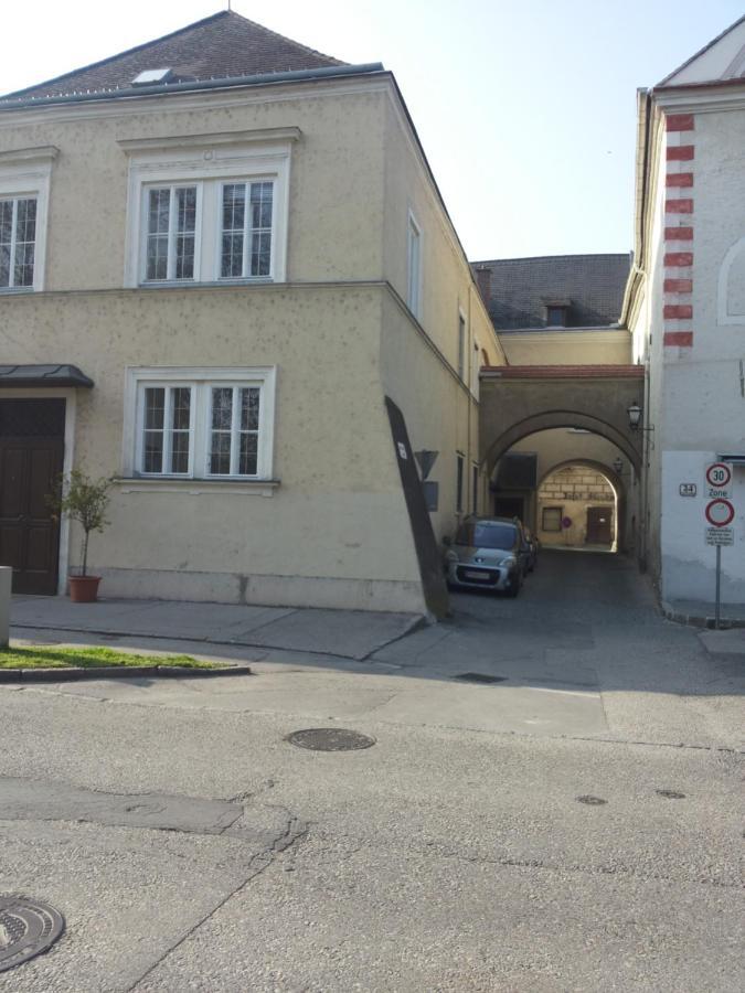 Ferienwohnung In Krems-Stein/Donau Exterior photo